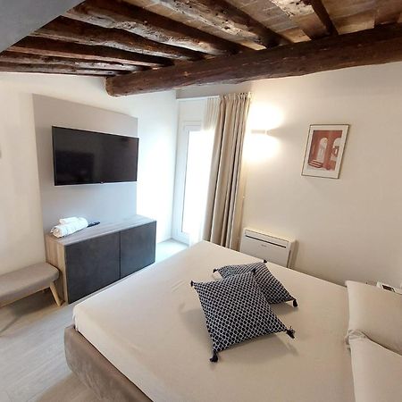 Residenza Subitosanto "Gigliola": Terrace Apartment with Basilica View Padova Exterior photo