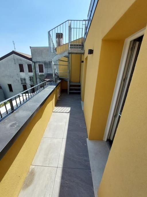 Residenza Subitosanto "Gigliola": Terrace Apartment with Basilica View Padova Exterior photo